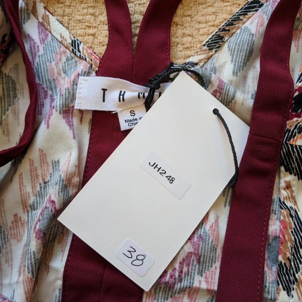 Diamond Patterned Tank - Picture 4 of 4